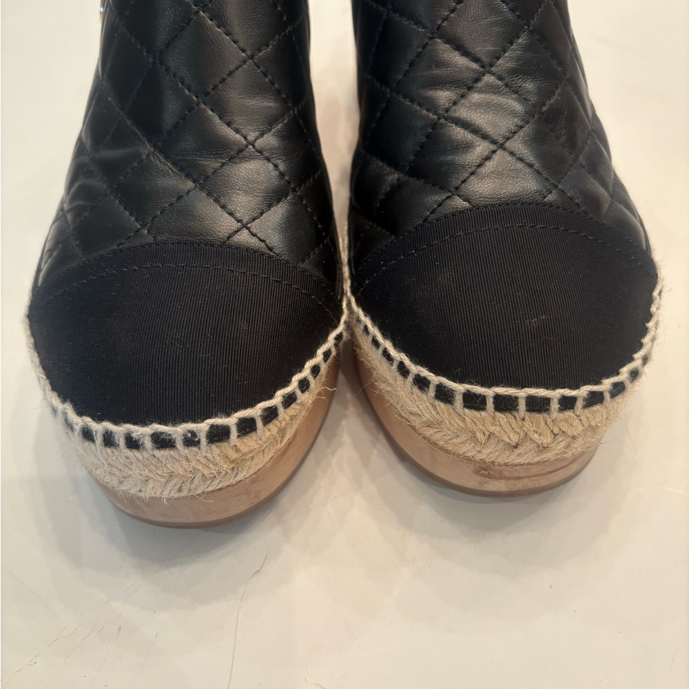 Chanel Black Quilted Mules with Chain Detail - Picture 7 of 10